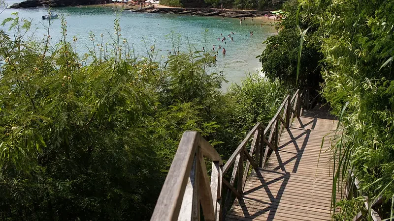Melhor temporada para visitar Búzios: descubra por que fevereiro, março e abril são ideais